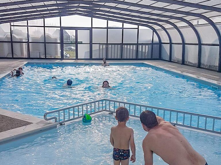 camping piscine chauffee finistere